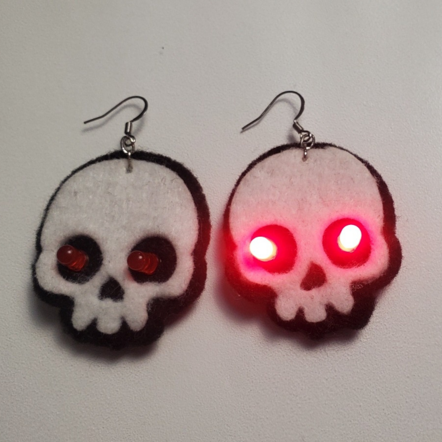 Light-Up Skull Earrings Sewing Pattern – Beginner Friendly DIY Halloween Craft 💀✨